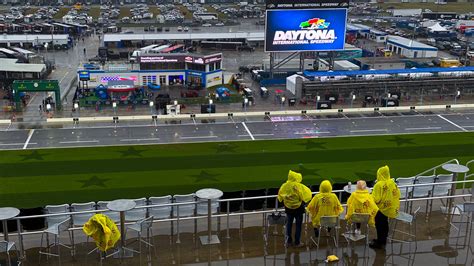 daytona 500 tv schedule today.